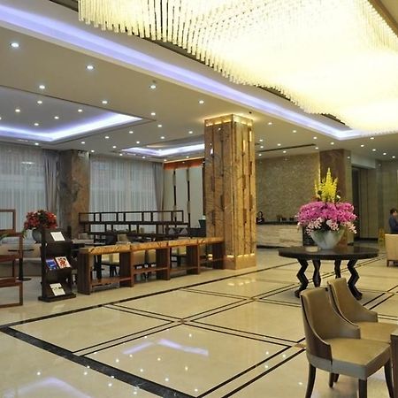 Ehrenburg Hotel Фошань Экстерьер фото